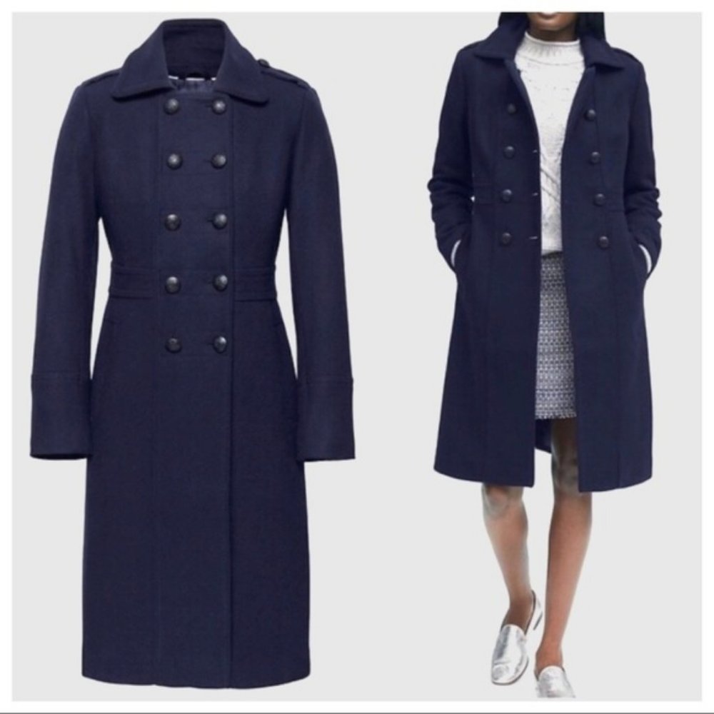 Stunning Navy Banana Republic Italian Military Coat.